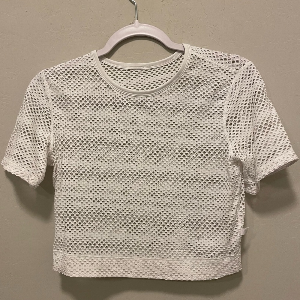 Lululemon Mesh crop top!